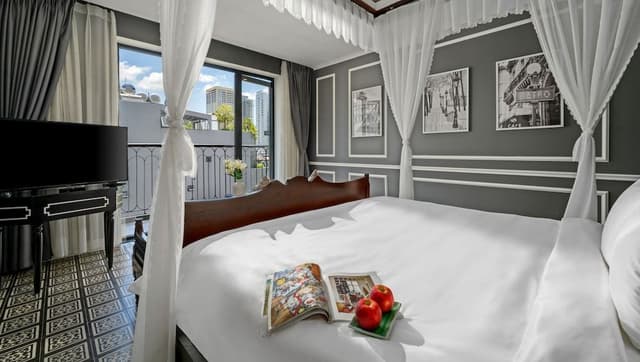 King Suite with Balcony