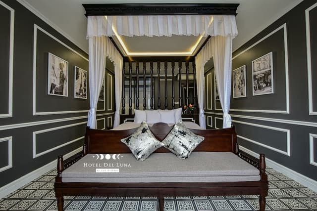 Junior Suite with Balcony