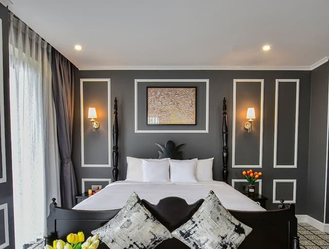 Junior Suite with Balcony