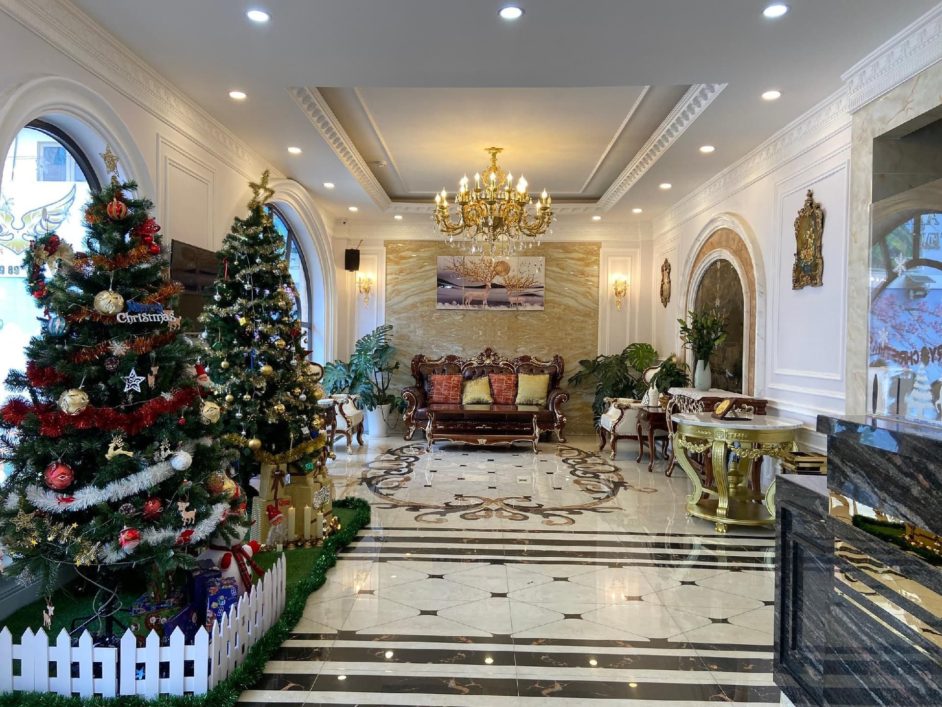Peach Valley Hotel