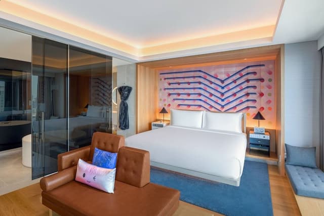 Suite, 1 King Bed