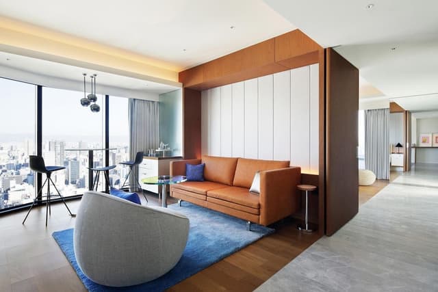 Suite, 1 King Bed