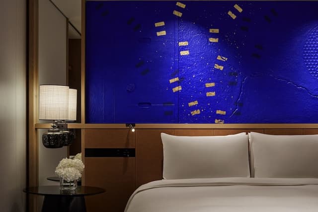Premium Room, 1 King Bed with Sofa bed