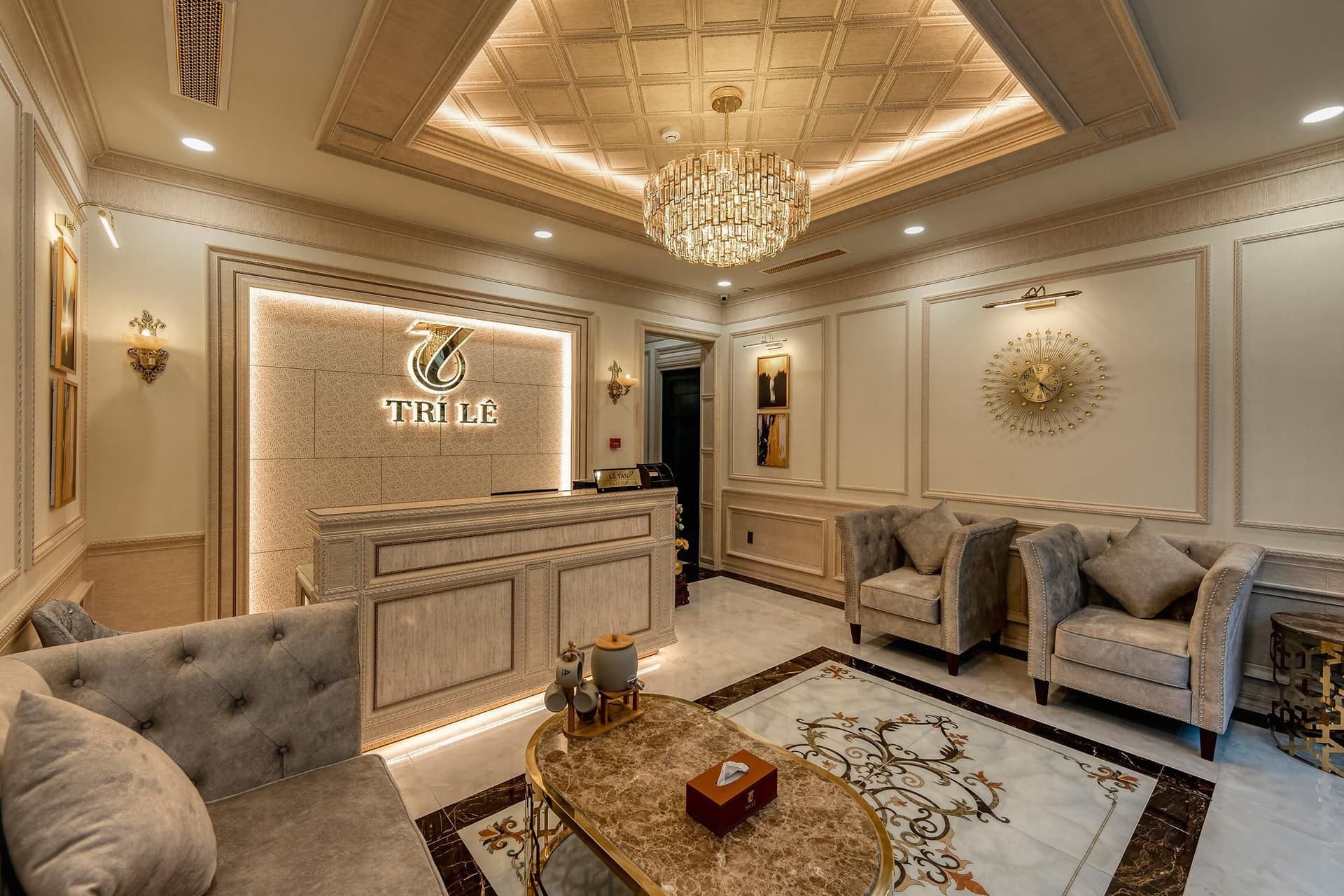 Hotel Tri Le PREMIER