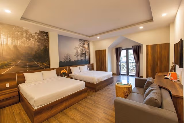 Family Room, Balcony