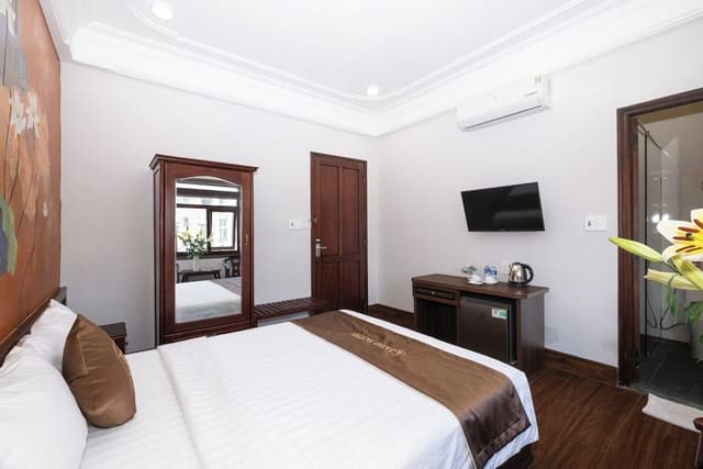 Deluxe Double or Twin Room