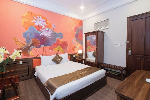 Standard Double Room, No Windows