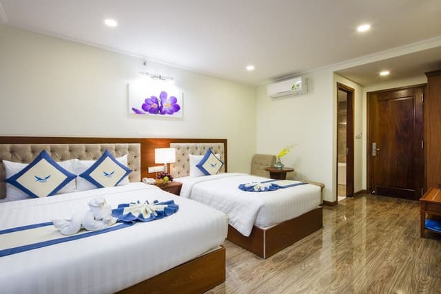 Senior Room, Sea View