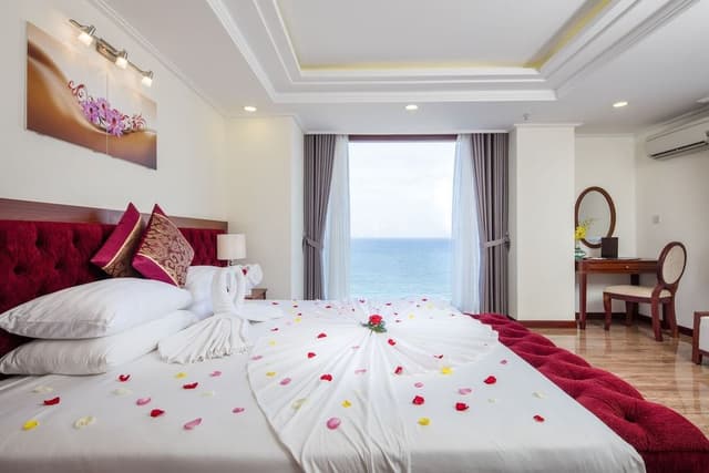 VIP, Ocean View