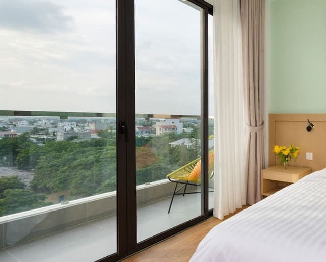 Family Room, 2 Bedrooms, City View