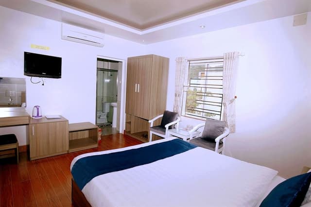 Double Room, Mountain View