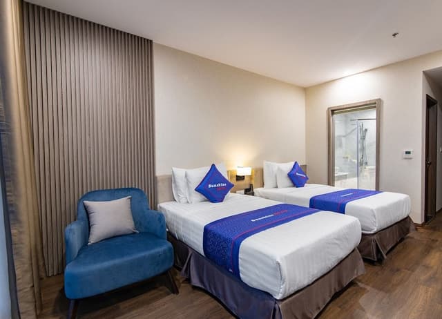 Deluxe Twin Room