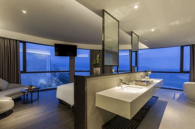 Executive Suite