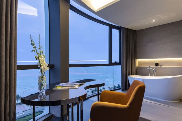 Executive Suite