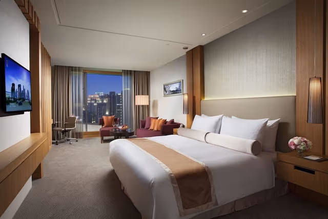 Double Suite with Club Benefits