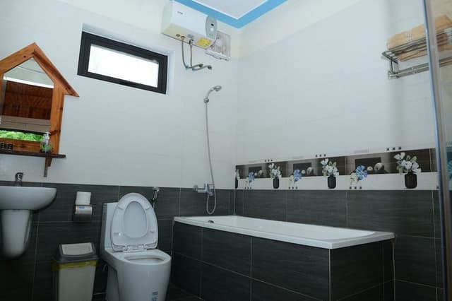 Bungalow Double Bed - Water Front