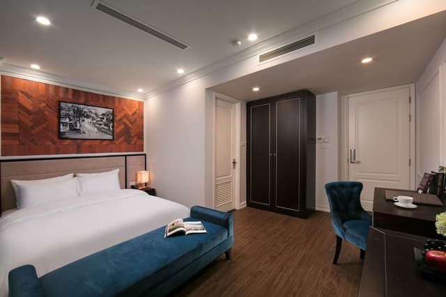 Deluxe Double or Twin Room
