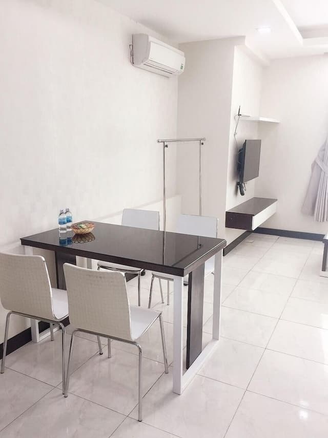 Romantic Apartment, 2 Bedrooms, Partial Sea View, Tower