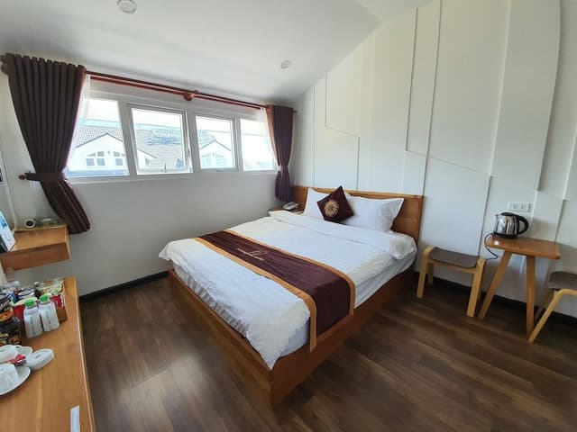 Queen Room