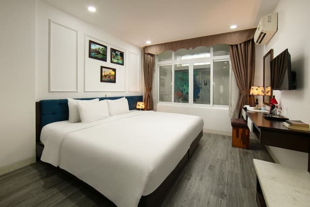 Deluxe Double or Twin room – Internal window