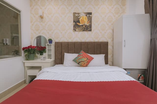 Deluxe Double Room Single Use, City View