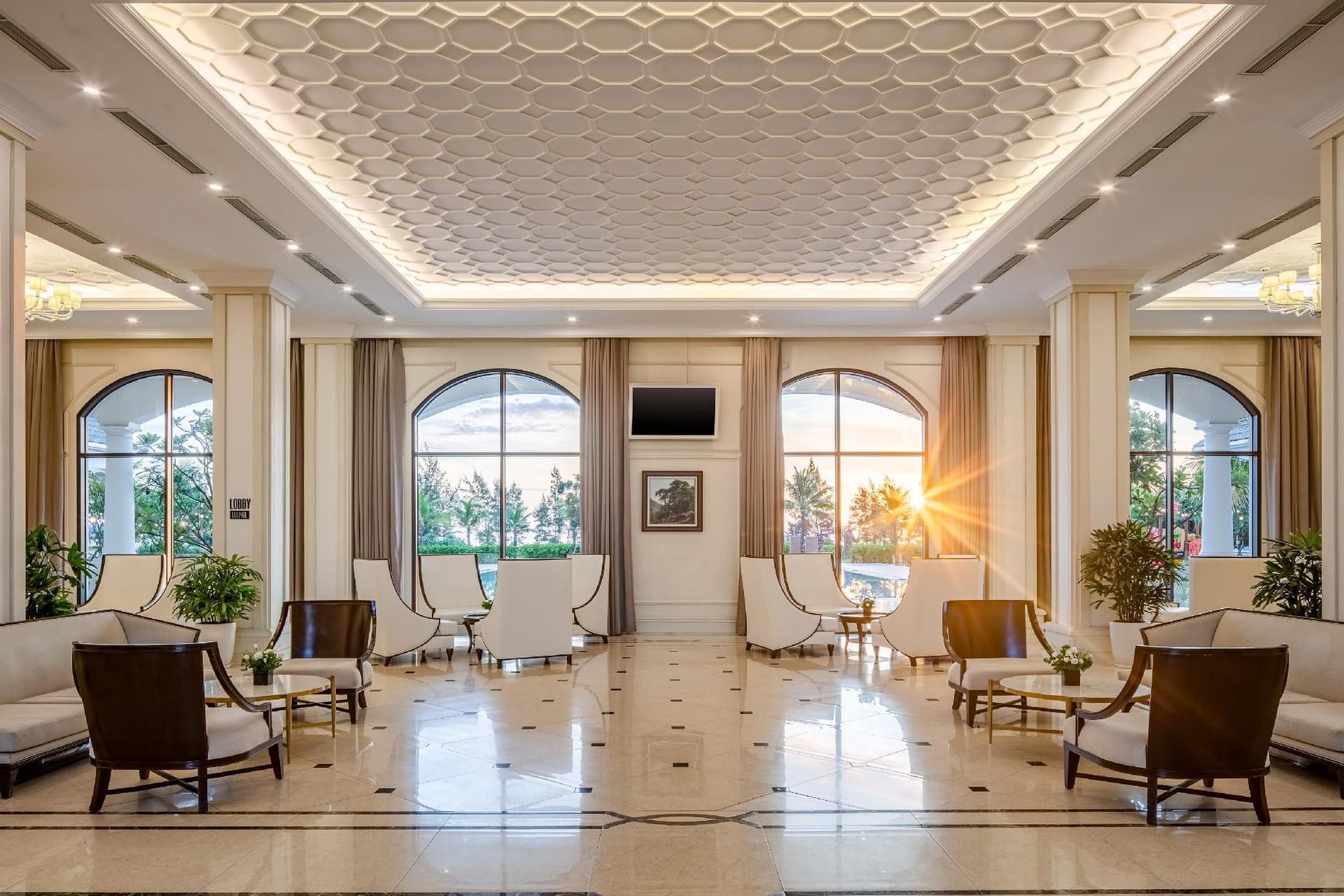 Melia Vinpearl Cua Sot Beach Resort
