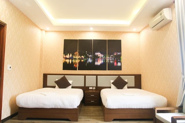 Twin Room, Mountain View