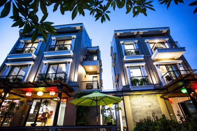 Deluxe Apartment