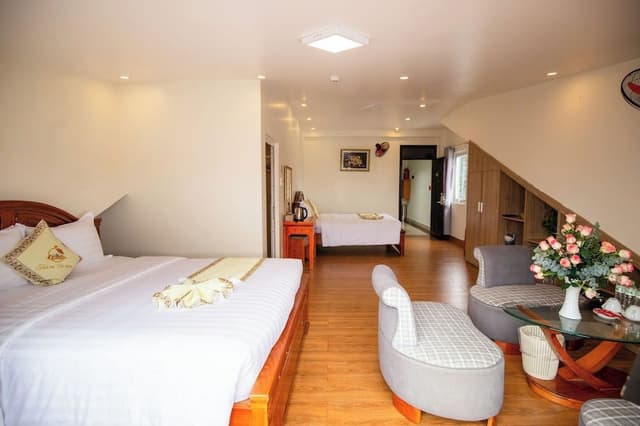 Luxury Quadruple Room, Hot Tub