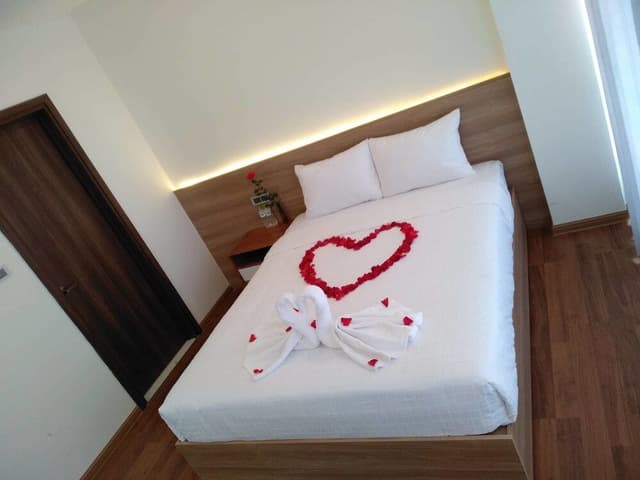 Deluxe Room, City View