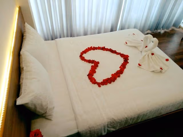 Deluxe Room, City View