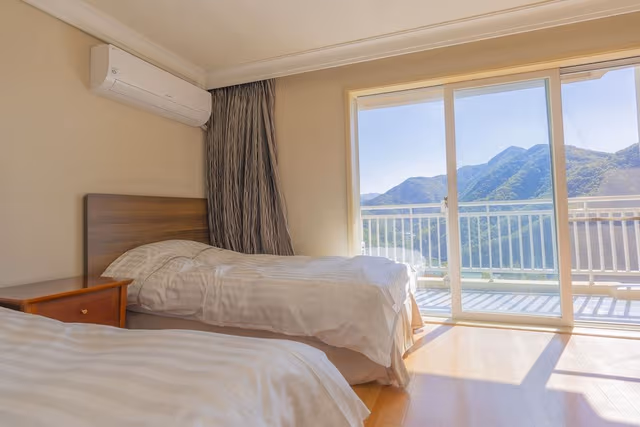 [WEST] Family (Kitchen/Lake View/Bed)-Bed Type Randomly Assigned