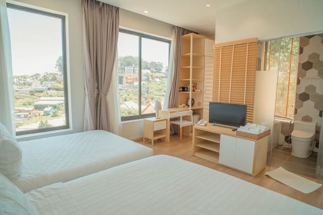 Deluxe Family Room