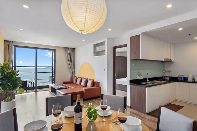 Luxury Apartment, 2 Bedrooms, Balcony, Sea View