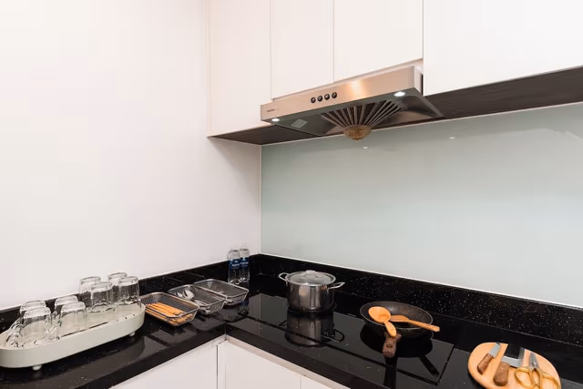 Luxury Apartment, 2 Bedrooms, Balcony, Sea View