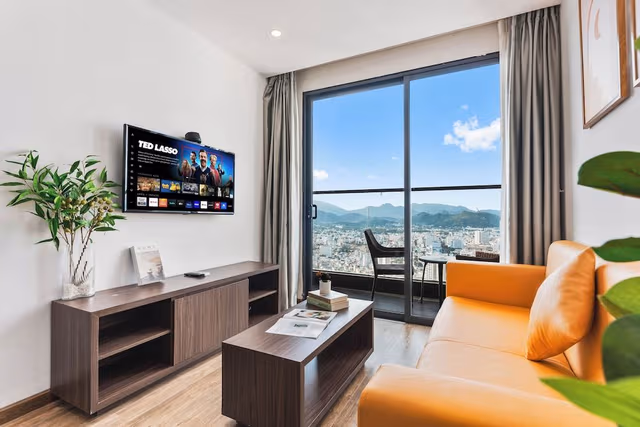 Luxury Apartment, 2 Bedrooms, Balcony, Sea View