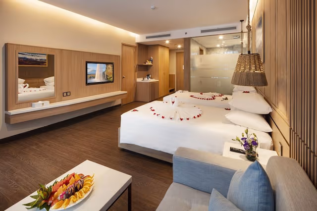 Deluxe Room, Balcony, City View