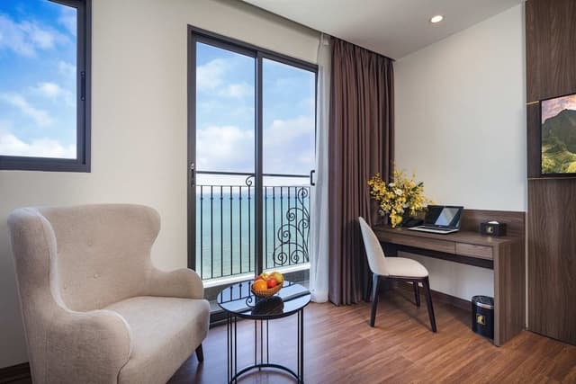 FAMILY OCEAN VIEW