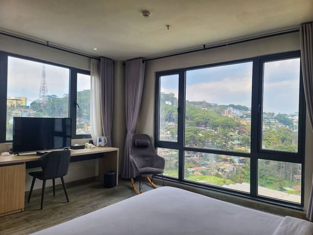 Premier Room