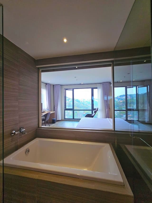 Premier Room