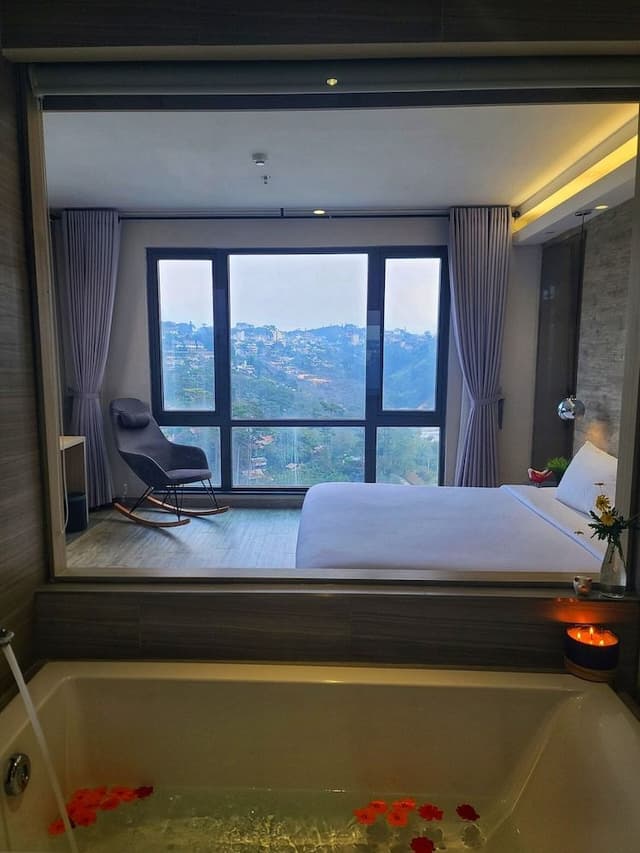 Premier Room