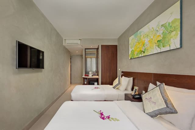 Deluxe Double or Twin Room, Private Bathroom, City View