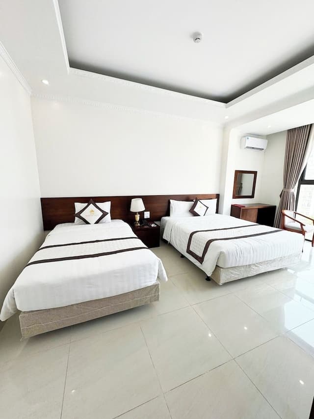 Superior Triple Room, Multiple Beds, Private Bathroom, City View