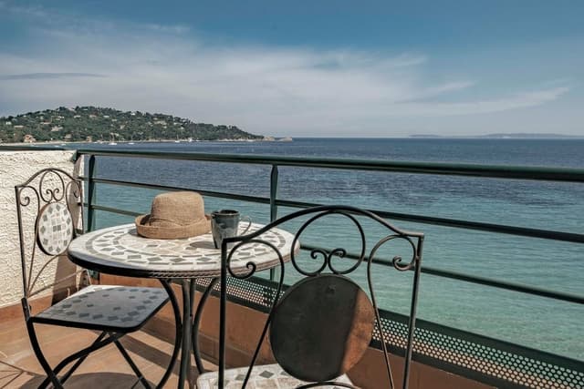 Deluxe Suite, Terrace