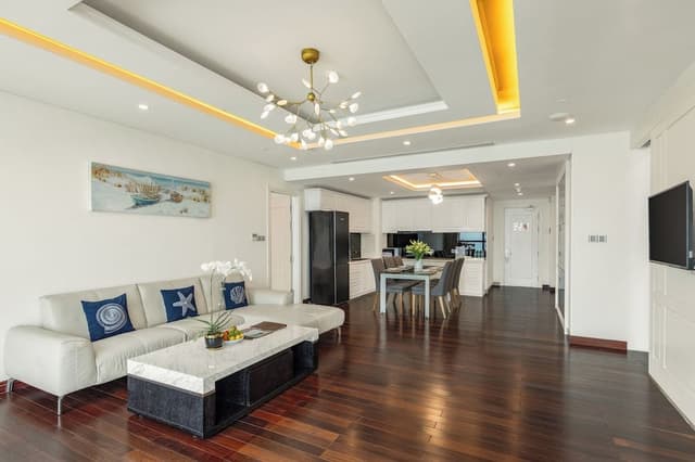 Three Bedroom Apartment with Ocean View