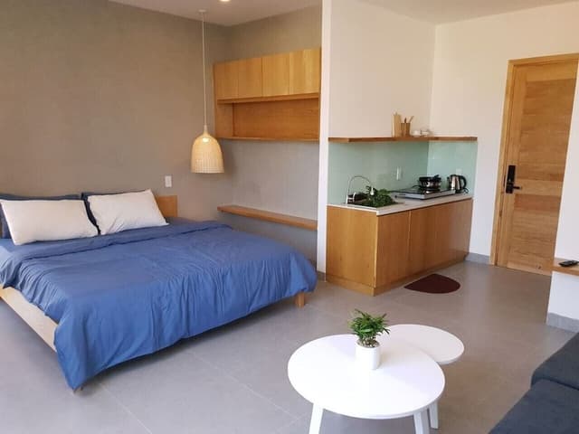 Deluxe Room (C)