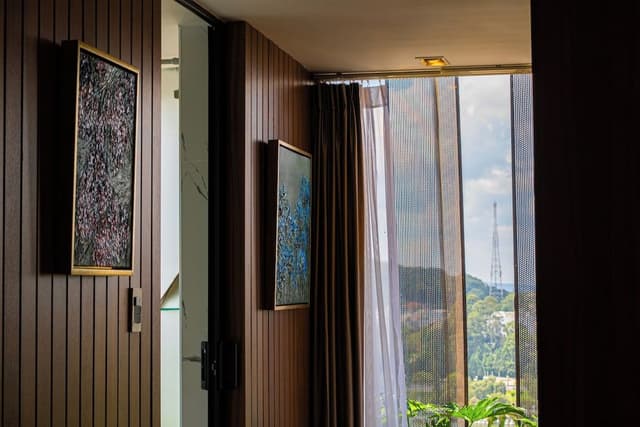 Signature Suite