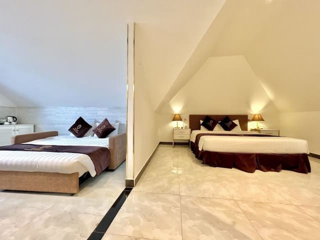 Premium Quadruple Room