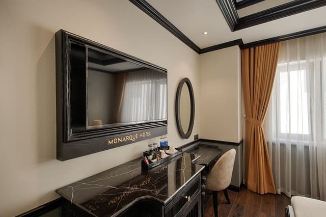 Suite Family Two Bedrooms incl Afternoon Tea