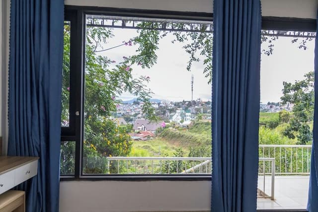 Deluxe Double Room, 1 Queen Bed, City View